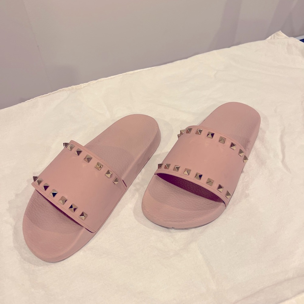 Valentino Rock Stud Slide in Poudre